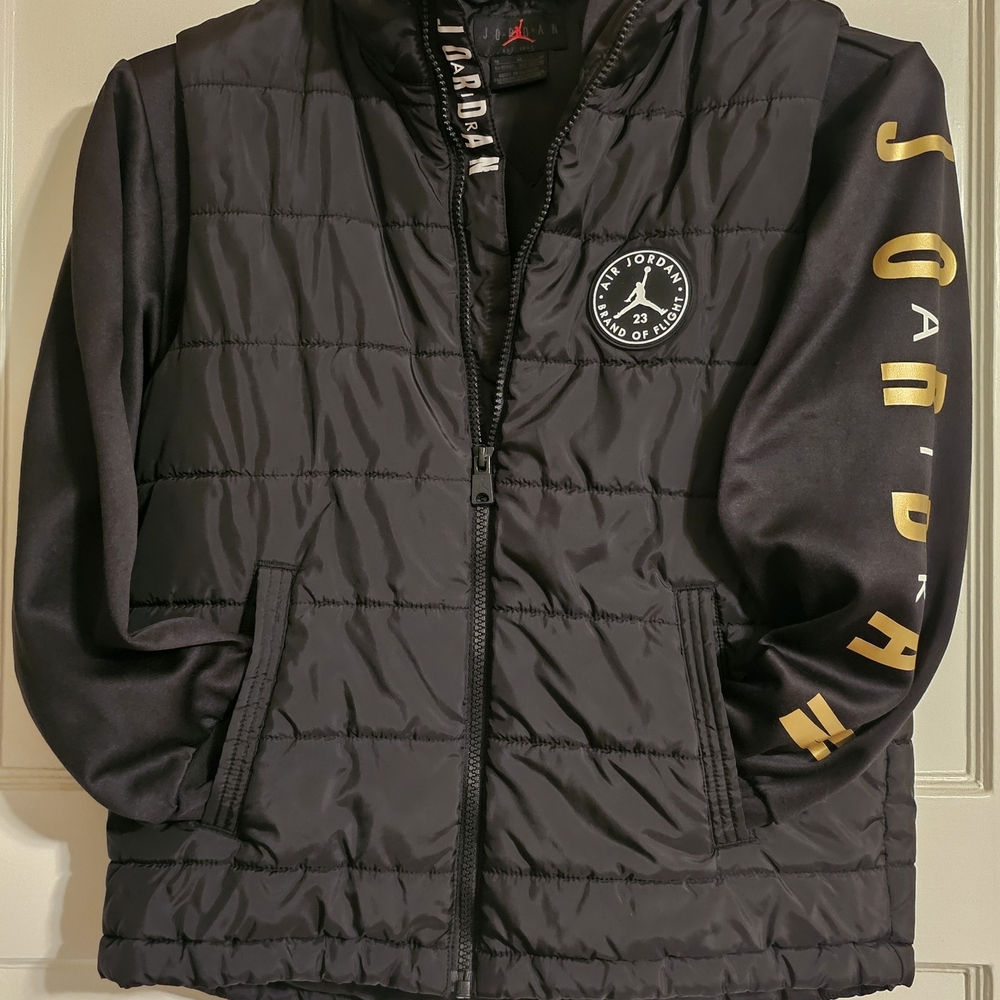 Youth Jordan Jumpman Air 2fer Puffer Jacket in Black - M